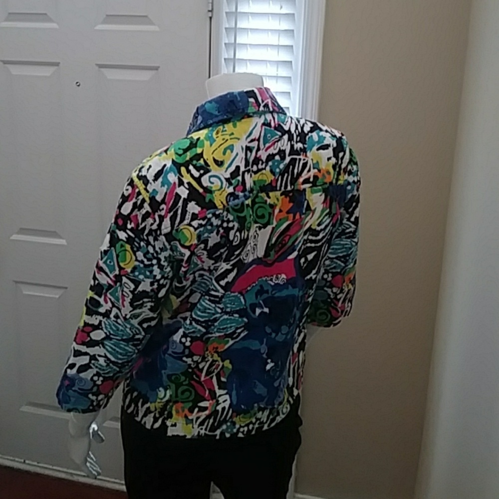Stylish 3/4 Sleeved Jacket - Picture 3 of 6